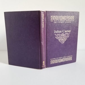 Julius Caesar William Shakespeare Play Vintage Purple Hardcover Book Classic English Literature School Textbook image 2