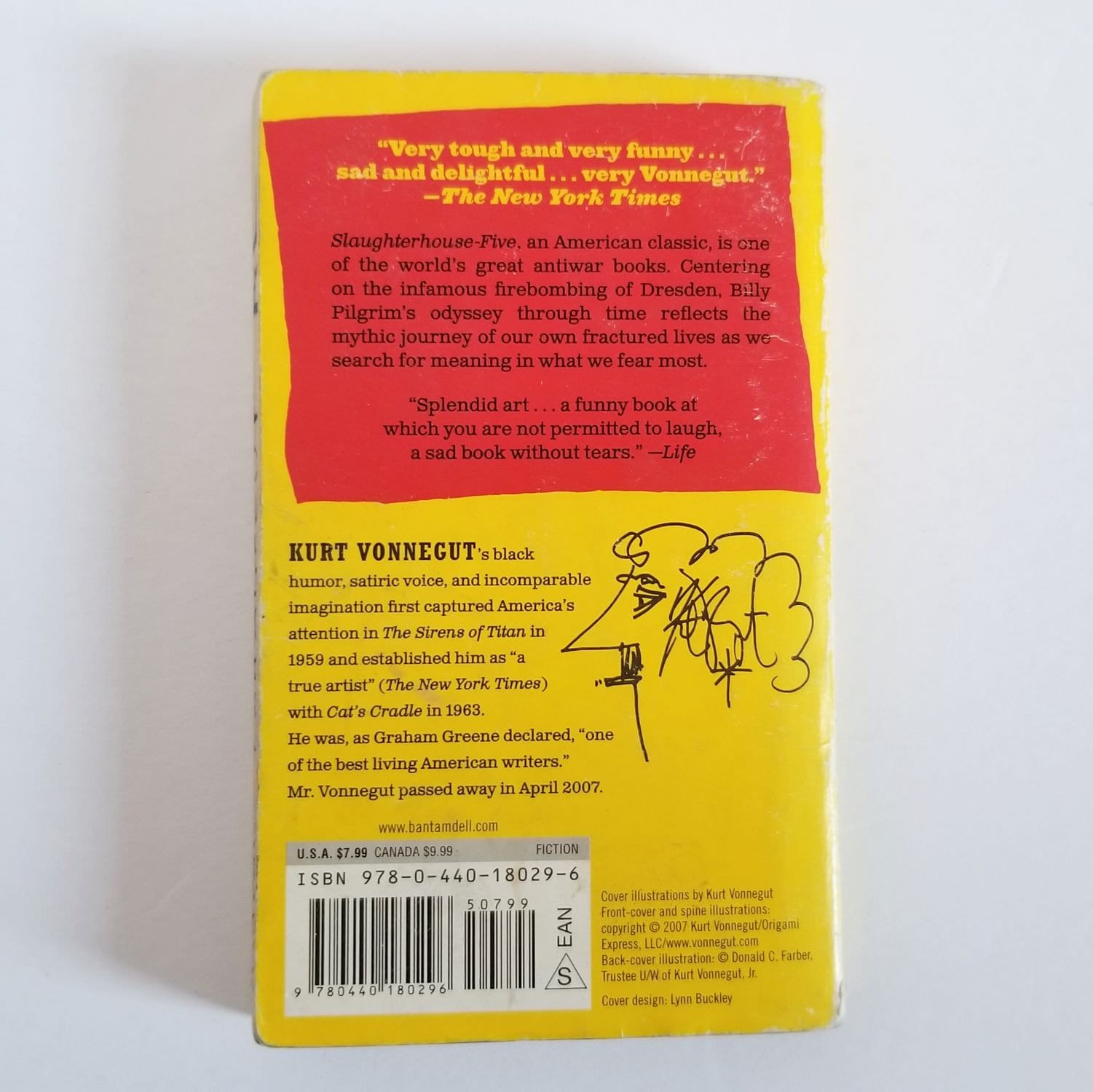 Slaughterhouse Five by Kurt Vonnegut - Vintage Bantam Dell Paperback ...