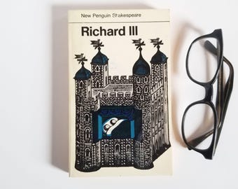 Richard the Third - William Shakespeare - Vintage Penguin Paperback Book - David Gentleman Cover Art