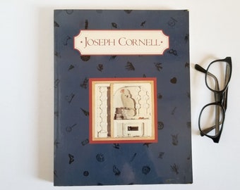 Livre d'art Joseph Cornell - catalogue d'exposition vintage illustré à couverture souple du Museum of Modern Art - Kynaston McShine