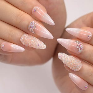 Uñas postizas Ombre Stiletto con diseño de pedrería – Kit de uñas postizas rosa brillante