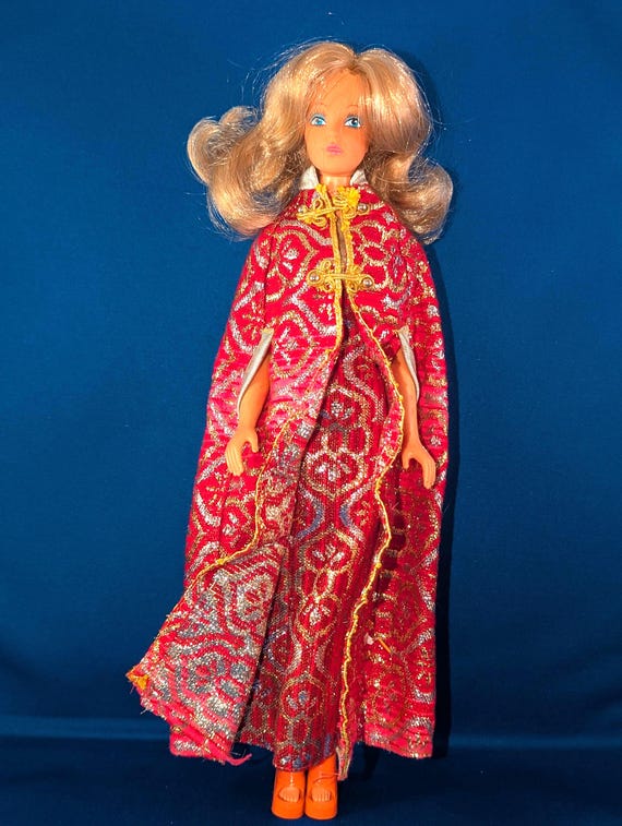 Barbie♡フレンチロリータ ハート襟 トレンチコート ロキエ itimi Barbie Shine for TV Time 1978 Red Brocade Dress & Cape #9835 GOOD
