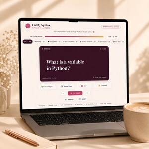 K&ouml;nnte beinhalten: Ein Laptop-Bildschirm mit der Benutzeroberfl&auml;che von Comfy Syntax Python Flashcards. Zu sehen ist eine dunkelviolette Karte mit dem Text What is a variable in Python?, eine Fortschrittsanzeige, Navigationsschaltfl&auml;chen und Optionen.