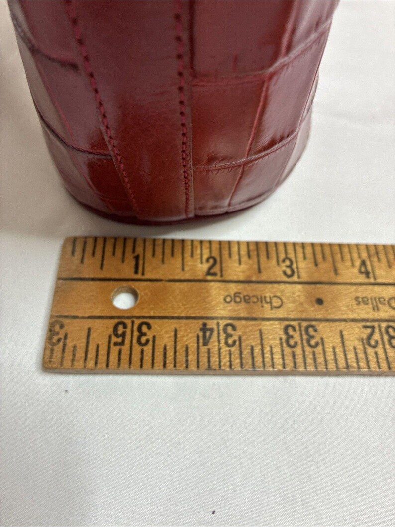 Vintage Brighton Penelope Bucket Shoulder Bag Croc Embossed Red Leather Purse image 9