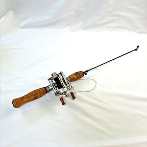 Vtg Pflueger Skilkast Bakelite Reel Champion Telescoping Cork Handle Rod Combo