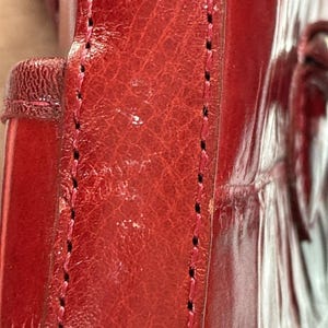 Vintage Brighton Penelope Bucket Shoulder Bag Croc Embossed Red Leather Purse image 12