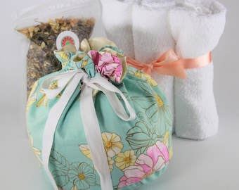 Lotus Birth Kit Aqua Floral Cotton