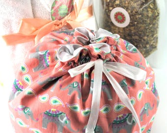 Cute Elephant Family Cotton Lotus Birth Kit with Cord Cover