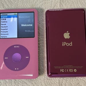 Apple iPod Classic di settima generazione / SSD da 2 TB con Bluetooth / Ricarica rapida USB-C / Batteria potenziata Mega / Completamente ricondizionato / Edizione rara