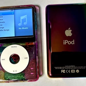 Apple iPod Classic di settima generazione / SSD da 2 TB con Bluetooth / Ricarica rapida USB-C / Batteria potenziata Mega / Completamente ricondizionato / Edizione rara
