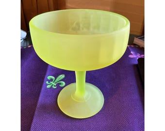 Vintage Beaumont Uranium/Vaseline 6" Compote Dish