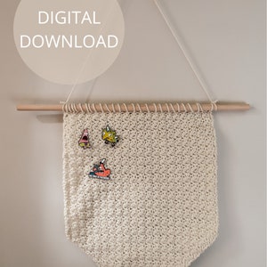 Emaille Pin Banner Häkelanleitung. Anfänger häkeln einfache Anleitung, Wandbehang häkeln. Wandbehang Emaille Pin Display Häkelanleitung.