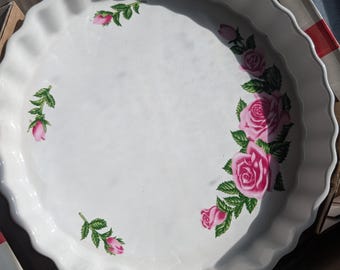 Vintage Christineholm Pie Plate/Quiche (new in box)