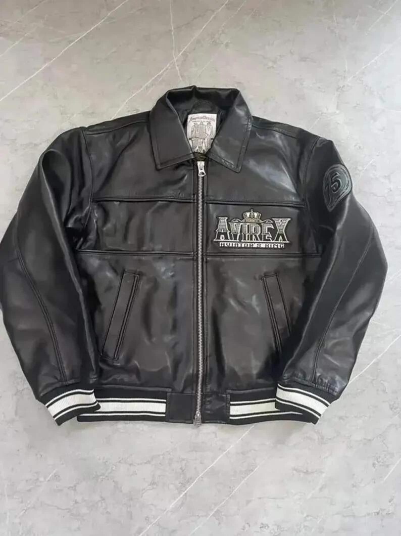 Chaqueta universitaria de cuero Avirex 75th Anniversary, con águila bordada, estilo urbano Heritage. imagen 3