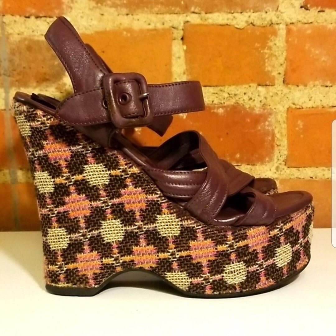 MIU MIU PLATFORMS // Vintage 90's Wedge Heels Sandals Festival Y2k 2000's  Runway Retro Size 36.5/5.5 Eggplant Buckle Straps Designer Boho - Etsy