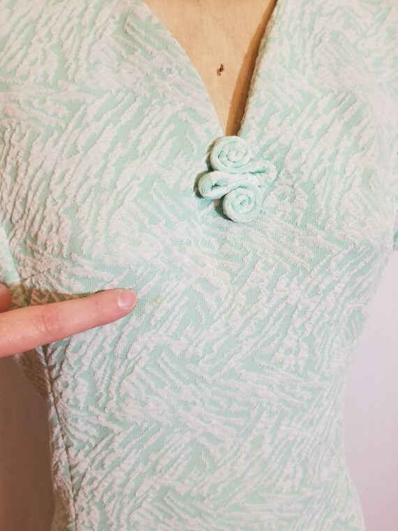 MINT GREEN DRESS // Vintage 60's Thick Knit Textu… - image 7