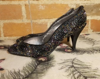 IMPO BEADED Heels // 80's Black Iridescent Paisley Design Heels Pumps Size 6 Party Valley Girl Costume New Year's Pointed Toes Wedding Retro