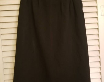 60s HARRODS CALIFORNIA SKIRT / Basic Black Riding Skirt Size M/ L Retro Preppy Simple Mod Modern Knee Length Funeral Timeless Teacher Costume