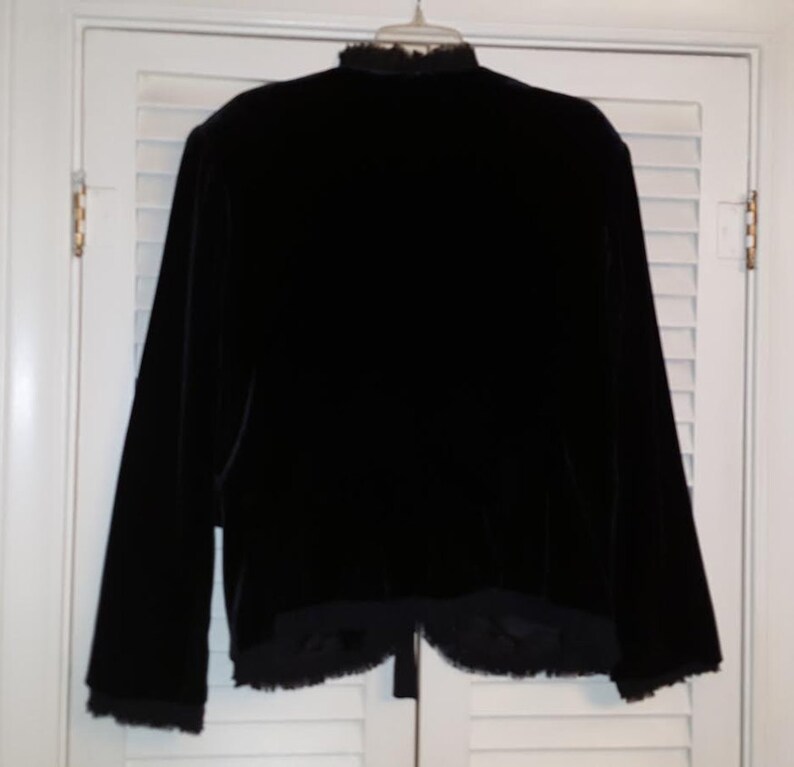 JEFFREY /& DARA EVENINGS Tom Barra Black Velvet Blazer Jacket Bow Tie Closure Vintage Size 16 Plus 90/'s Wedding Formal Occasion Funeral