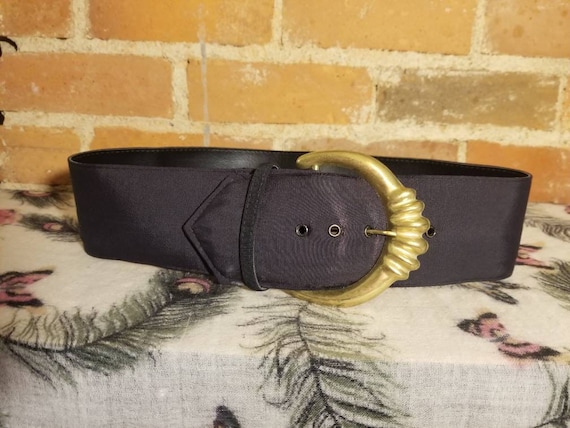 New Wave leather belt