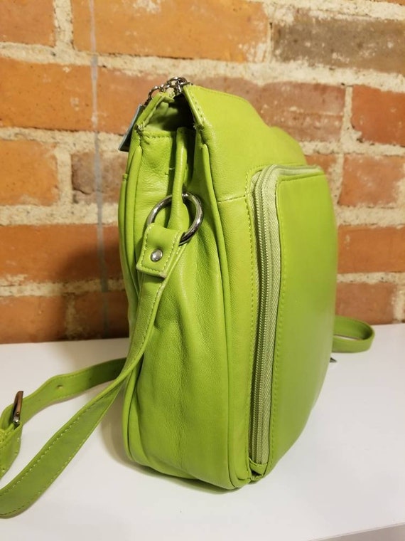 LIME GREEN PURSE // 90's Wilsons Pelle Studio Lea… - image 4