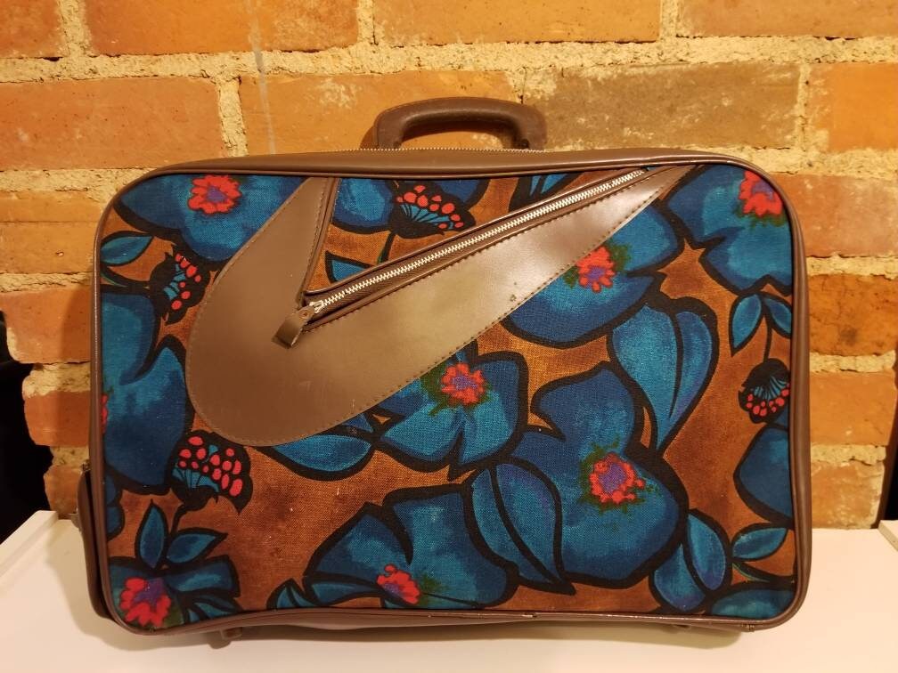 VINTAGE FLORAL SUITCASE // 60's Blue Flower Japan Groovy Psychedelic Brown Red Carry On Travel Luggage Cute Harajuku 70's Preppy Hipster Mod