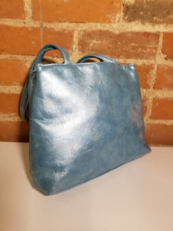 FLOATING ON A CLOUD Purse 90 s Vintage Metallic Blue Bueno