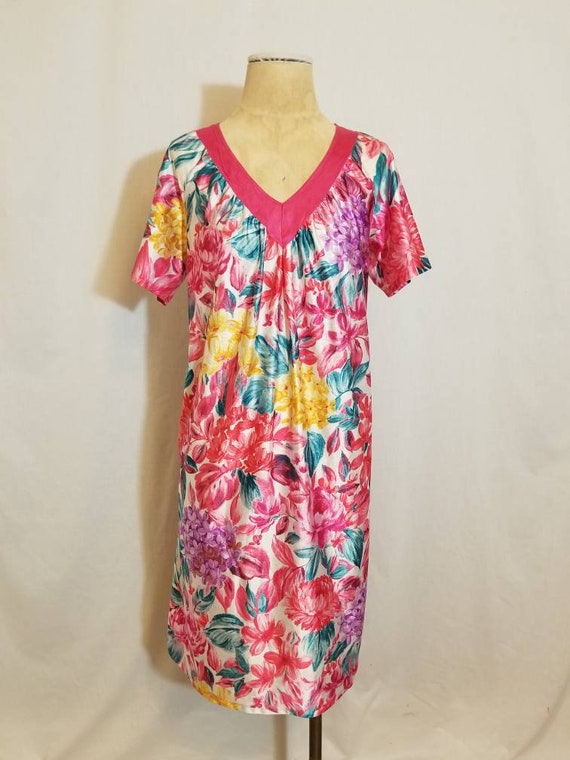 EXCLUSIVELY YOURS NIGHTGOWN 80 s Hot Pink Tropical Floral Print