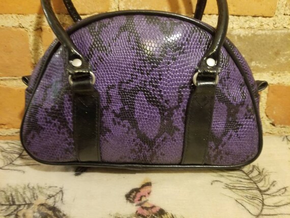 STEVE MADDEN PURSE // 90's Purple & Black Faux Sn… - image 7