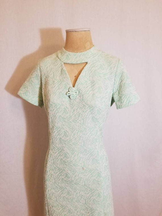 MINT GREEN DRESS // Vintage 60's Thick Knit Textu… - image 4
