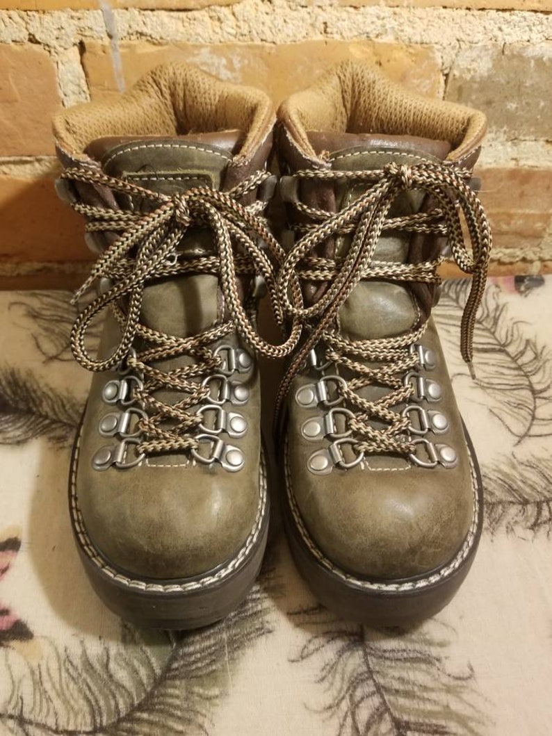 Leather Hiking Boots 90 S Wild Cheryl Strayed Olive Etsy Leather Hiking Boots 90 S Wild Cheryl Strayed Olive Etsy