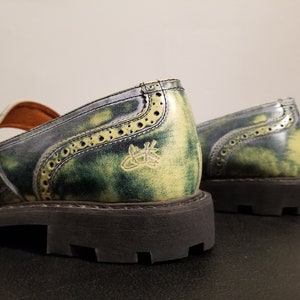 JOHN FLUEVOG SHOES // Wingtip Rockabilly Blue and Green Mary Janes Women's Preppy Hipster Artistic Punk Leather Rare Poland Buckle Flats Mod image 6