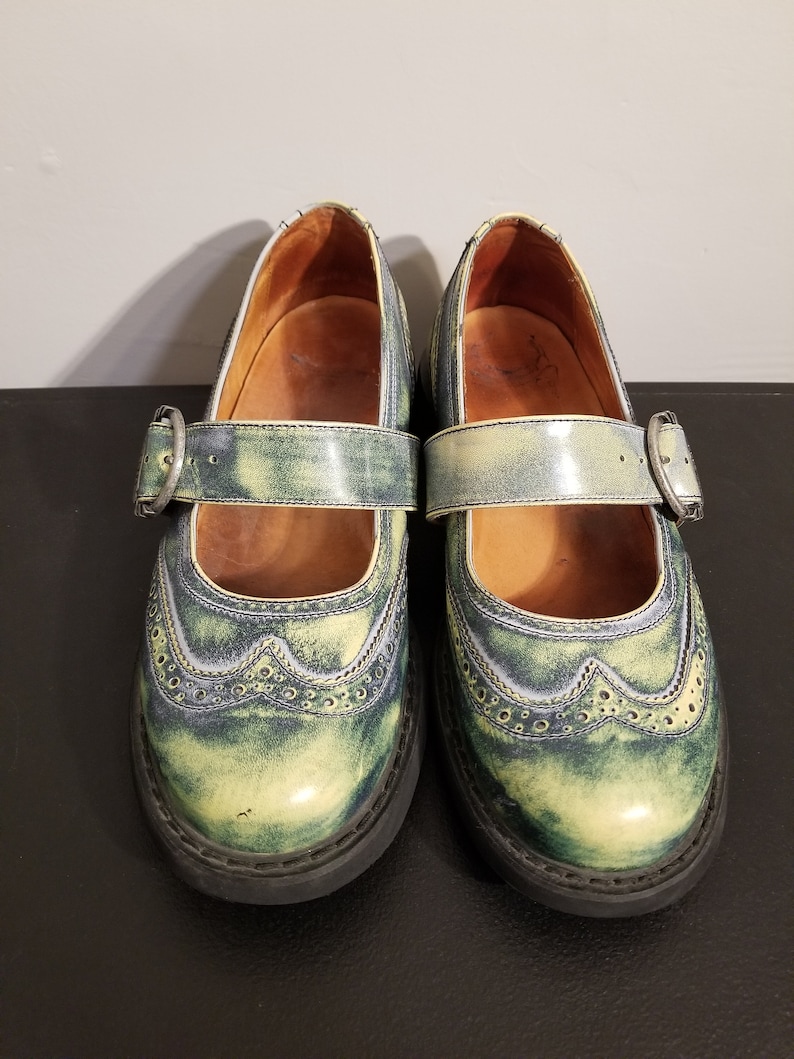 JOHN FLUEVOG SHOES // Wingtip Rockabilly Blue and Green Mary Janes Women's Preppy Hipster Artistic Punk Leather Rare Poland Buckle Flats Mod image 3