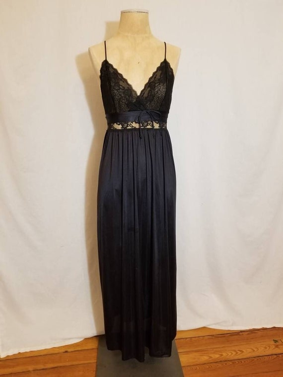 GILEAD BLACK SLIP // Vintage Lingerie 70's Sexy L… - image 1