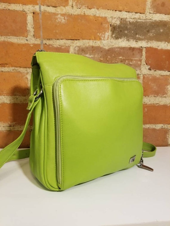 LIME GREEN PURSE // 90's Wilsons Pelle Studio Lea… - image 3