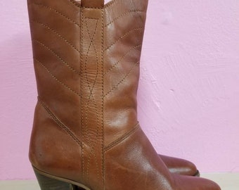 70's BROWN LEATHER BOOTS // Vintage Heels Mid Calf Ankle Boots Size 6.5 Rocker Dancer Festival Brazil Pointy Hipster Gypsy 80's Retro Hustle