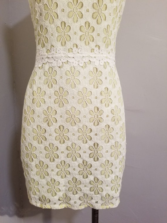 NOT FOR SALE // Esley Crochet Dress  Vintage 90's… - image 4