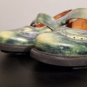 JOHN FLUEVOG SHOES // Wingtip Rockabilly Blue and Green Mary Janes Women's Preppy Hipster Artistic Punk Leather Rare Poland Buckle Flats Mod image 7