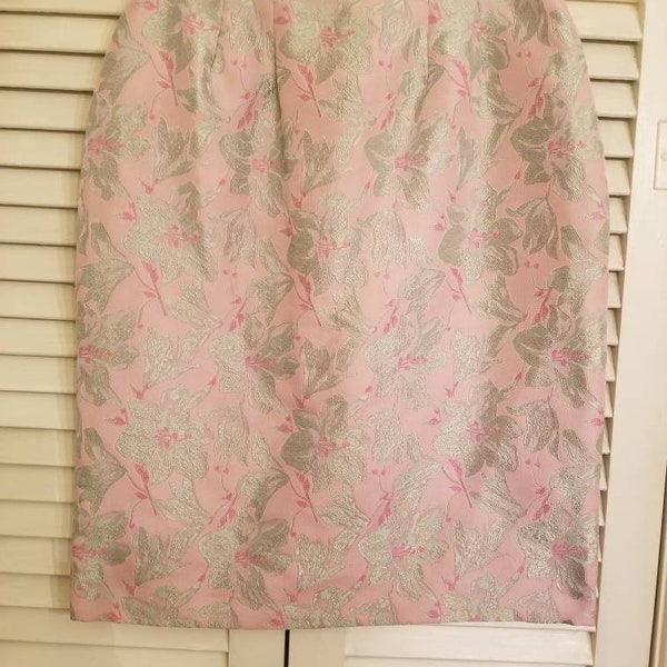 DAYMOR COUTURE SKIRT // 90's Baby Pink Mint Green Floral Print Skirt Preppy A Line Size 10 Wedding Tapestry 60's Retro Bridal Shower Classic