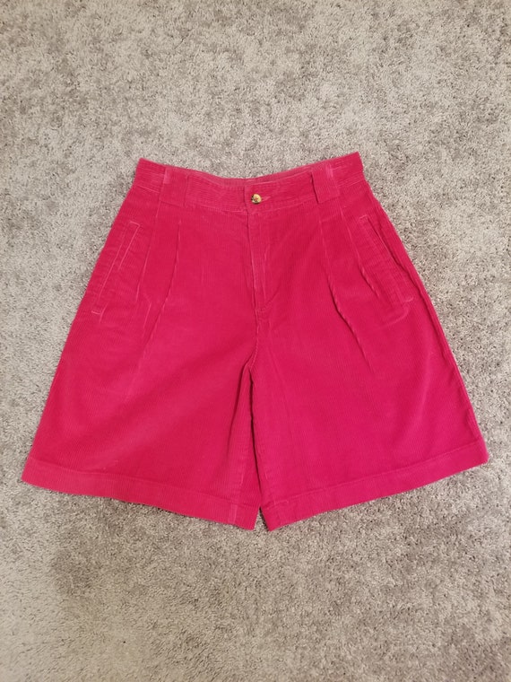 HOT PINK SHORTS // Lizsport Corduroy Vintage Short