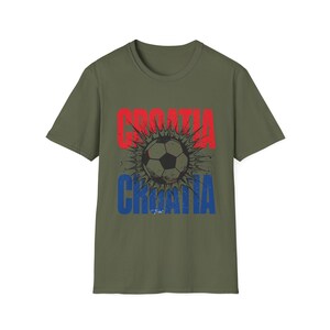 Camiseta de fútbol de Croacia / Camiseta para aficionados al fútbol / Camiseta con el nombre de Croacia / Regalo unisex para seguidores imagen 6