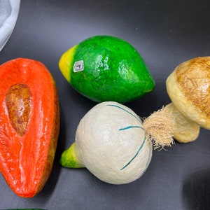 Papier Mache Fruit and Vegetables Vintage 12 Pieces Made in Mexico Mexican FREE SHIPPING image 4
