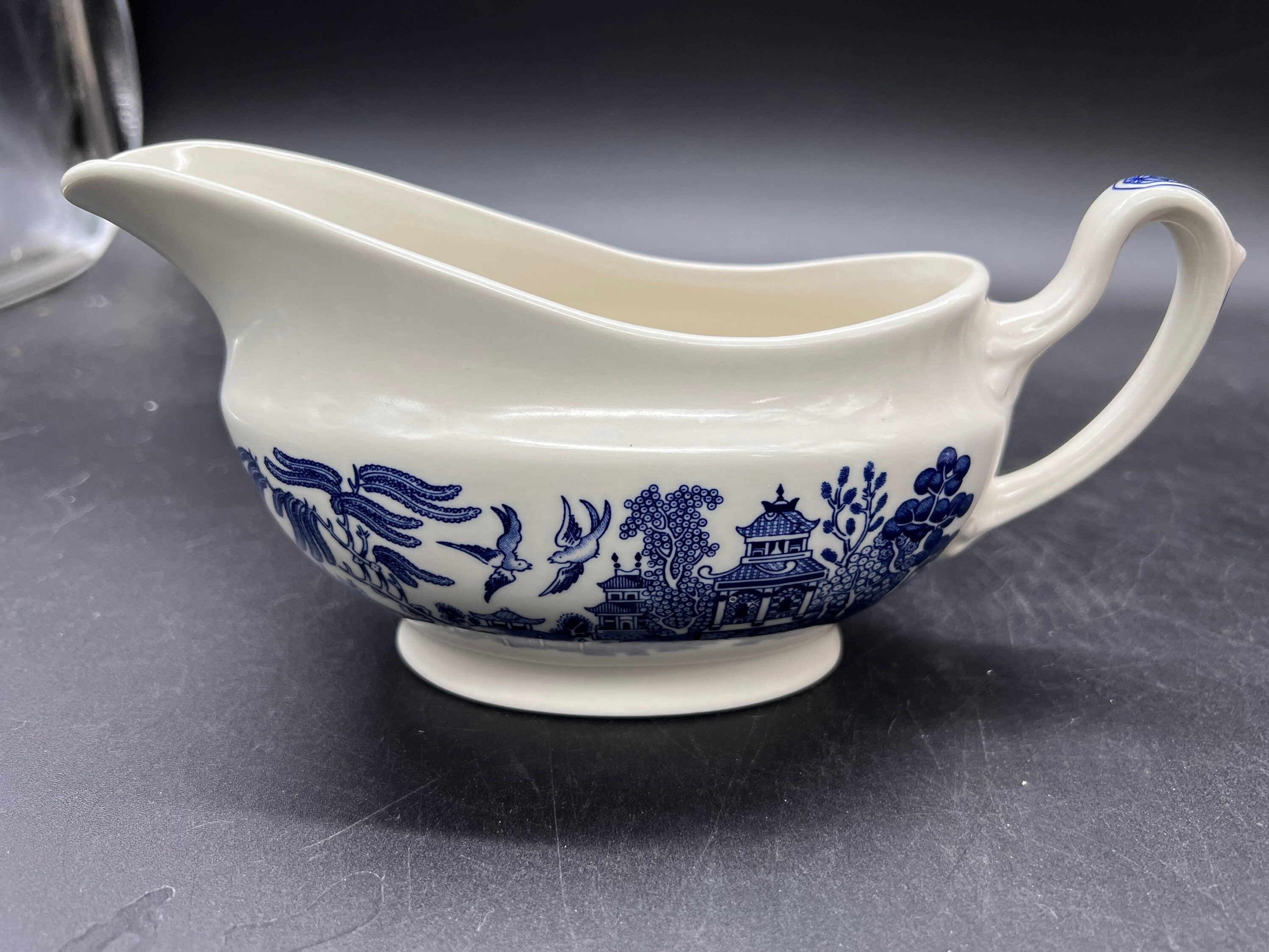 Blue willow gravy boat hotsell