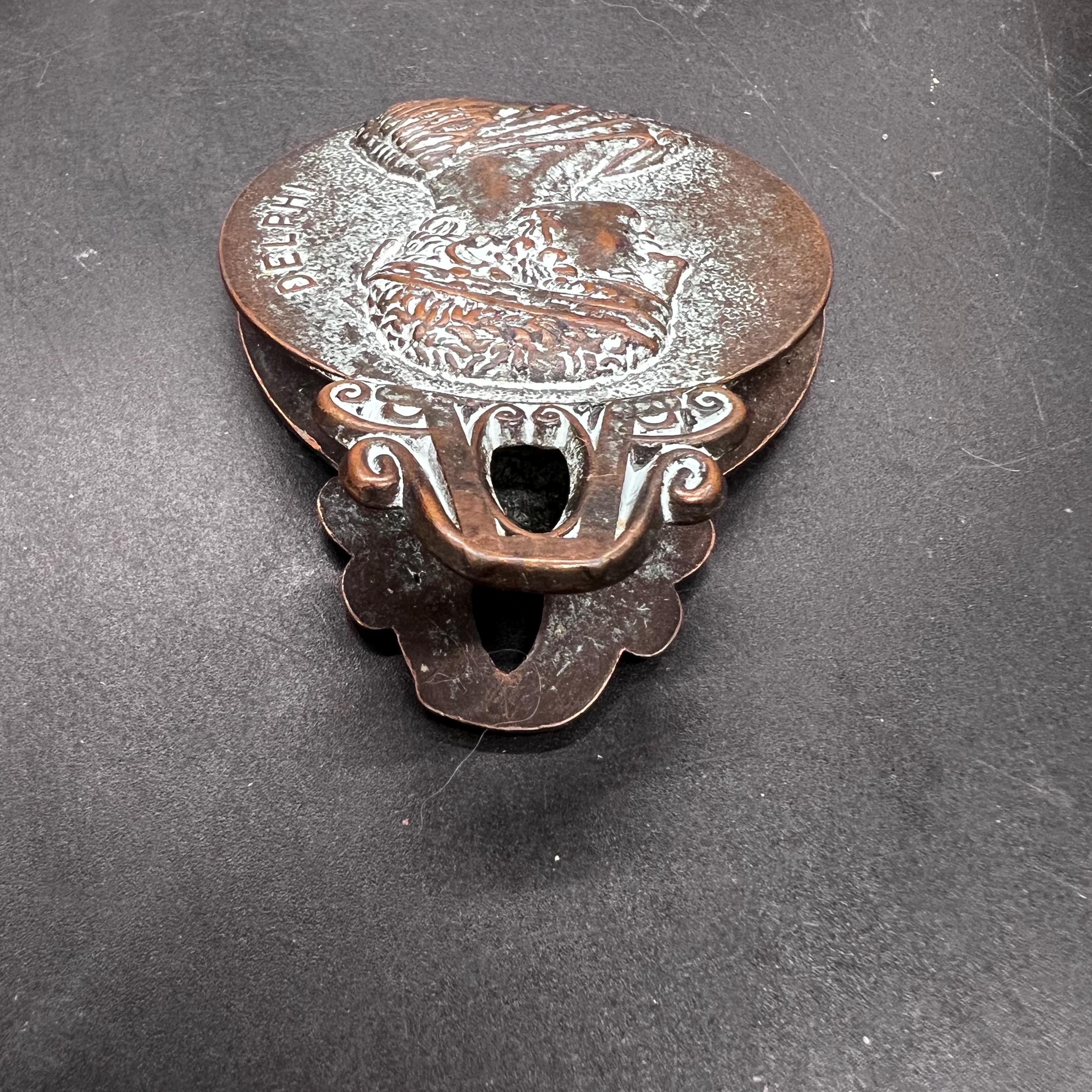 DELPHI 記念メダル アンティーク Vintage Delphi Greece Cast Metal Paperweight Spring Clip Memo