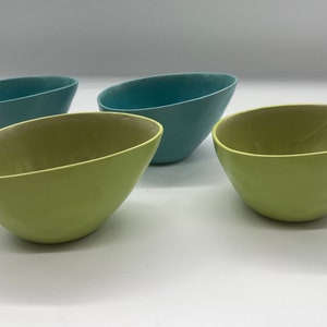 ASA Selection Germany Keramik Pottery Bowls Egg Shaped Lime Green One set of 2