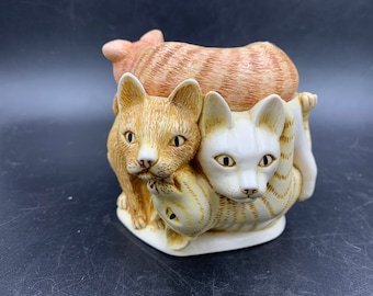 Boîte à bijoux avec couvercle « plutôt grands amis » Harmony Kingdom Cats, chatons flaque d'eau