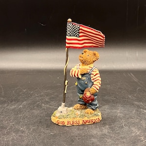 Boyds Bears Bearstone Collection Sammy Bearmerican I Pledge Allegiance God Bless America Figure FREE SHIPPING