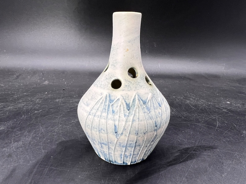 Mid Century Carn Pottery Vase 4 Mancledra Penzance Cornwall 1960s FREE SHIPPING image 3