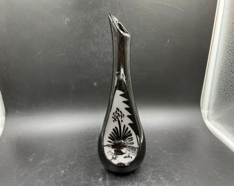 R Diane Martinez Puebloan Black on Black  Pottery Vase Signed Rare Recessed Black on Black Design Vintage 1995