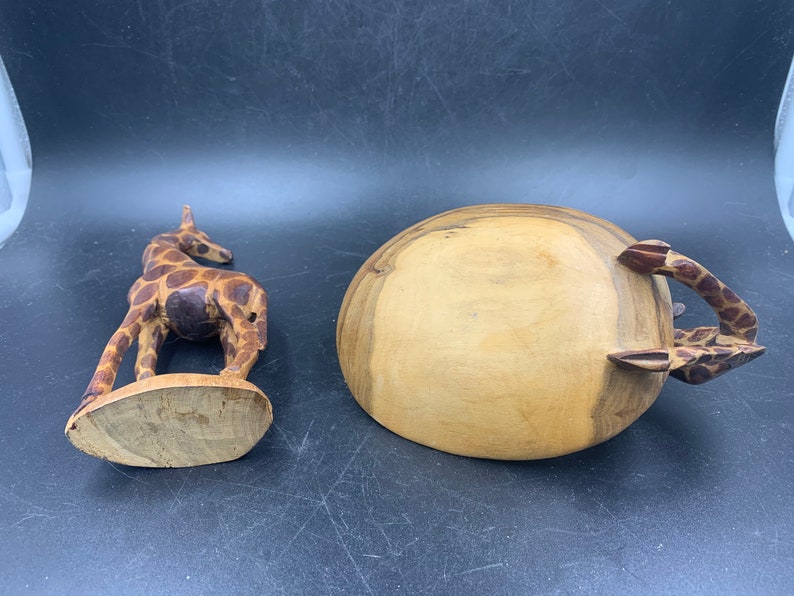 Giraffes Carved Wooden Standing Figure and Giraffe Bowl Set of Two Vintage image 7